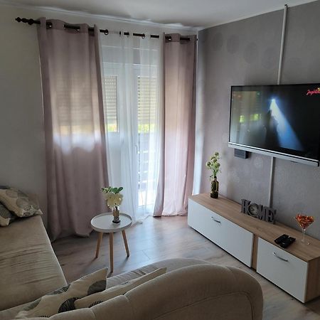 Apartments Lanterna Ražanac Eksteriør billede